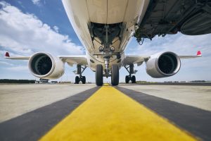 Front view of a plane undercarriage